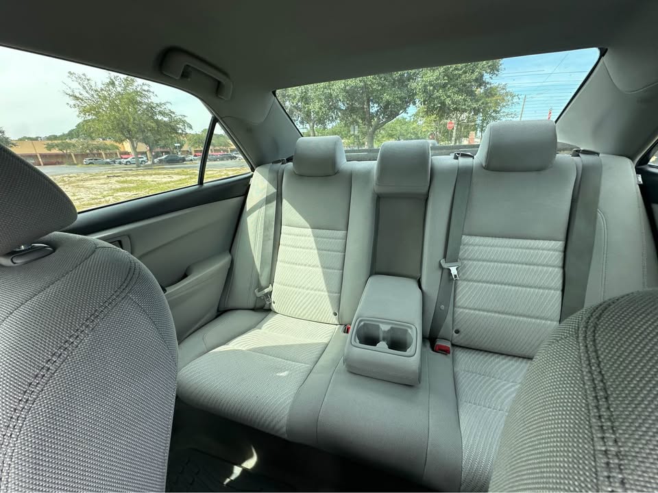 TOYOTA CAMRY 2016 LE – Reliable Sedan | White | Call 📞 0244568056 | Pay Ghana Cedi (GHS) Equivalent