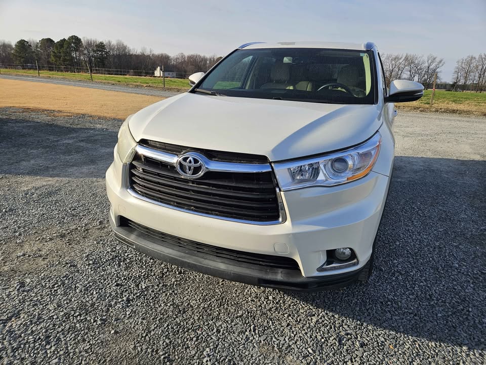 TOYOTA HIGHLANDER 2016 Limited AWD – USA Import | 7-Seater SUV Ghana | Call 📞 0244568056 | Pay Ghana Cedi (GHS) Equivalent