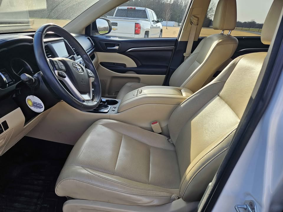 TOYOTA HIGHLANDER 2016 Limited AWD – USA Import | 7-Seater SUV Ghana | Call 📞 0244568056 | Pay Ghana Cedi (GHS) Equivalent