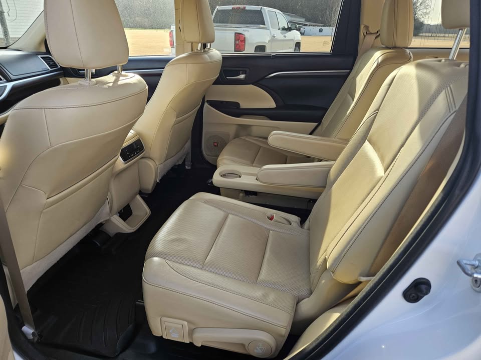 TOYOTA HIGHLANDER 2016 Limited AWD – USA Import | 7-Seater SUV Ghana | Call 📞 0244568056 | Pay Ghana Cedi (GHS) Equivalent