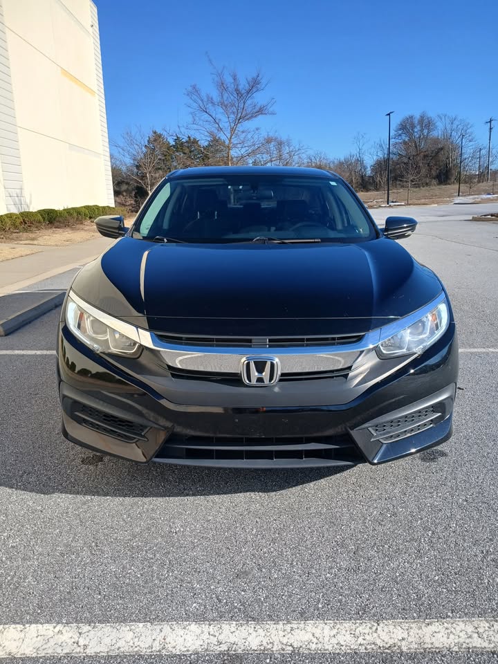 HONDA CIVIC 2017 LX – 81K Miles | Modern Steel Metallic | Call 📞 0244568056 | Pay Ghana Cedi (GHS) Equivalent