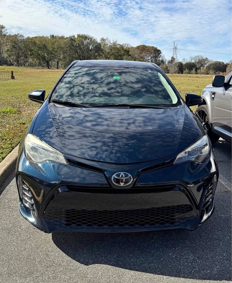 TOYOTA COROLLA 2017 LE – Apple CarPlay | Fuel Saver Sedan Ghana | Call 📞 0244568056 | Pay Ghana Cedi (GHS) Equivalent