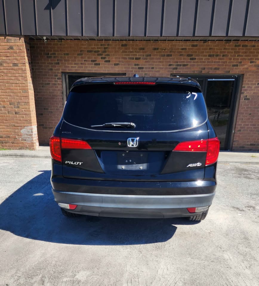 HONDA PILOT 2017 EX-L AWD – Leather Interior | Power Tailgate | V6 8-Seater SUV Ghana | Call 📞 0244568056 | Pay Ghana Cedi (GHS) Equivalent
