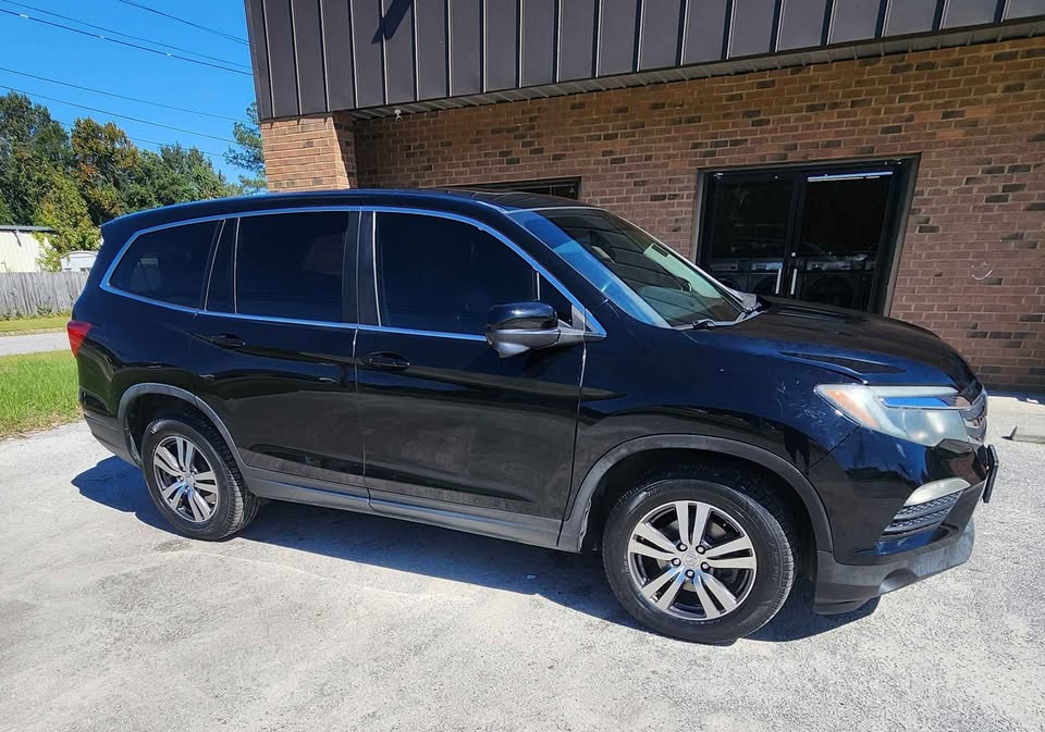 HONDA PILOT 2017 EX-L AWD – Leather Interior | Power Tailgate | V6 8-Seater SUV Ghana | Call 📞 0244568056 | Pay Ghana Cedi (GHS) Equivalent