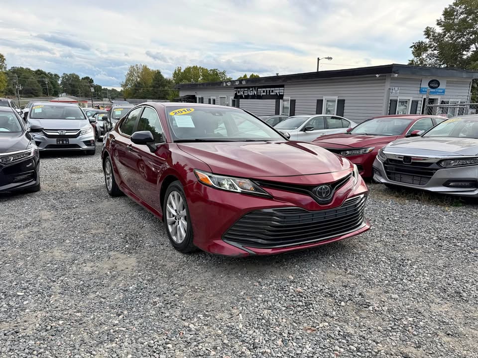 TOYOTA CAMRY 2018 LE – 69K Miles | Wine Red | Call 📞 0244568056 | Pay Ghana Cedi (GHS) Equivalent