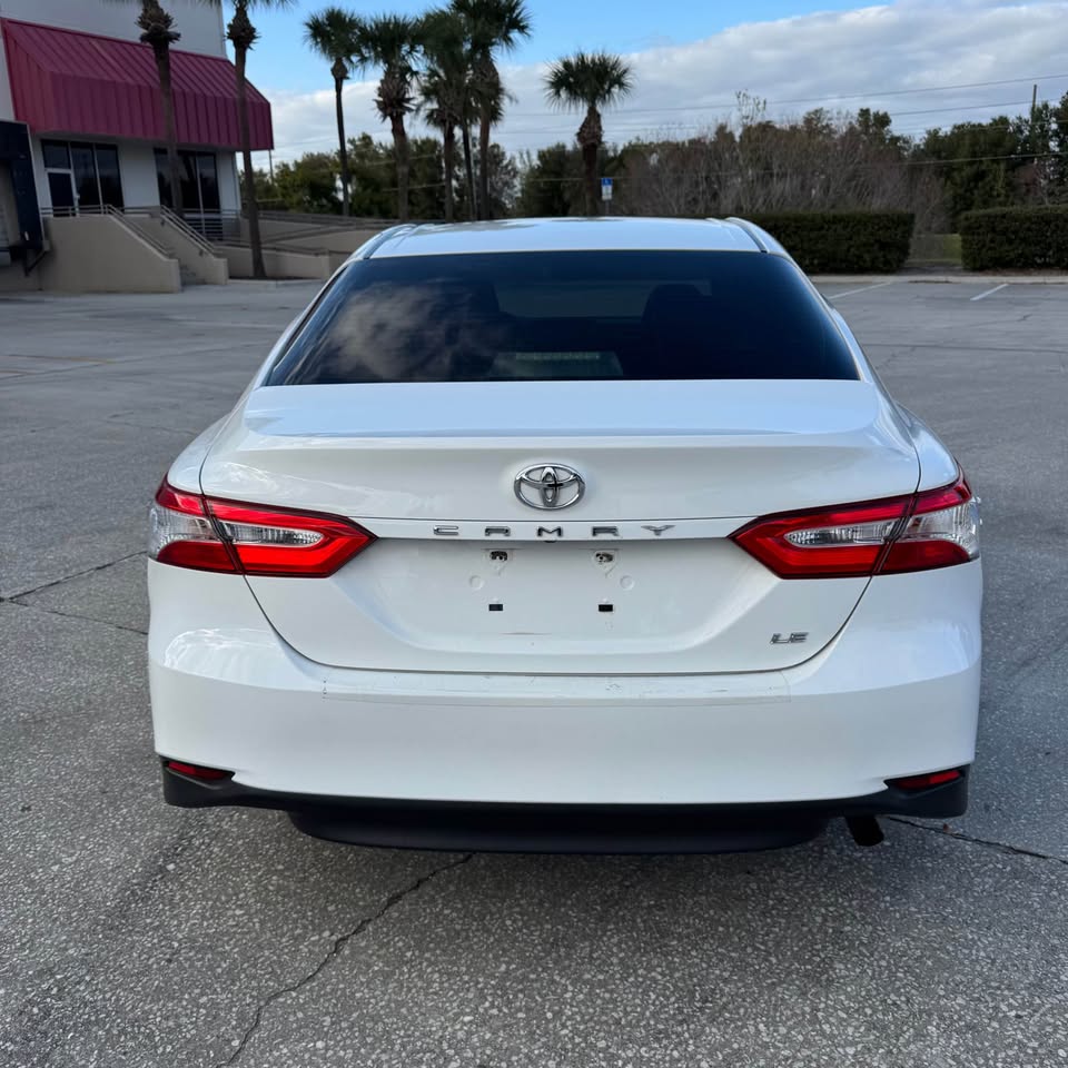 TOYOTA CAMRY 2018 LE – White | 172k Miles | Call 📞 0244568056 | Pay Ghana Cedi (GHS) Equivalent