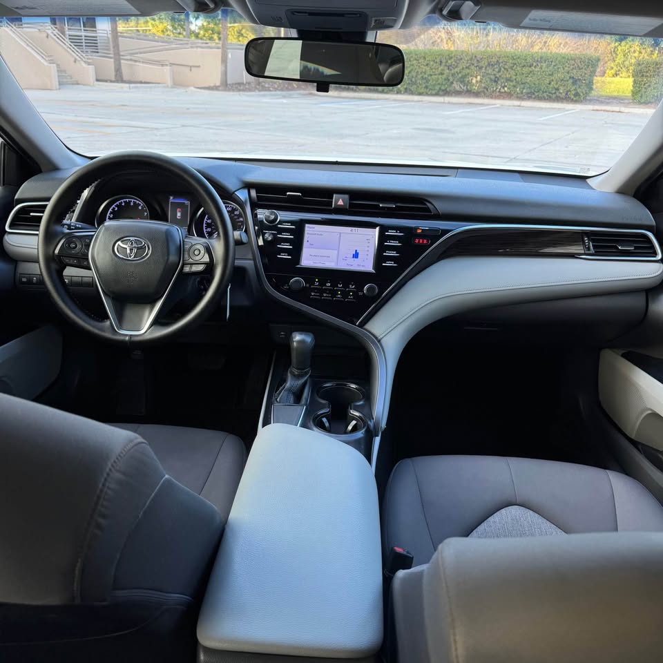 TOYOTA CAMRY 2018 LE – White | 172k Miles | Call 📞 0244568056 | Pay Ghana Cedi (GHS) Equivalent
