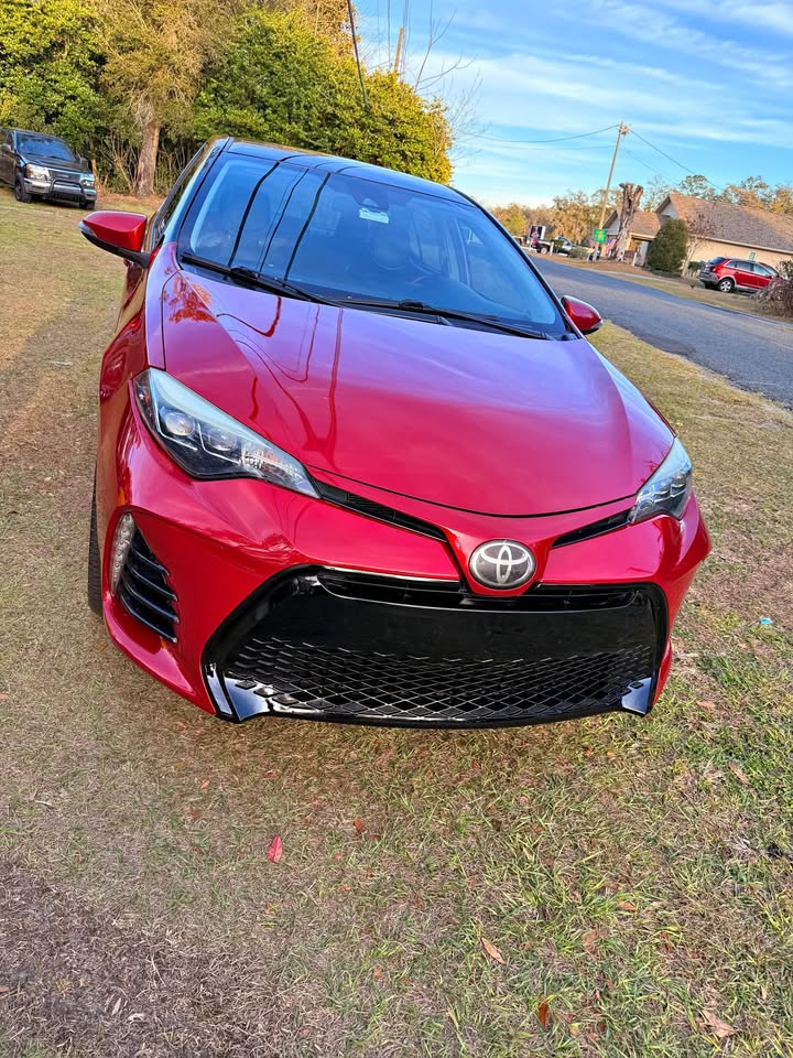 TOYOTA COROLLA 2019 SE – 23K Miles | Barcelona Red Sport Edition | Call 📞 0244568056 | Pay Ghana Cedi (GHS) Equivalent