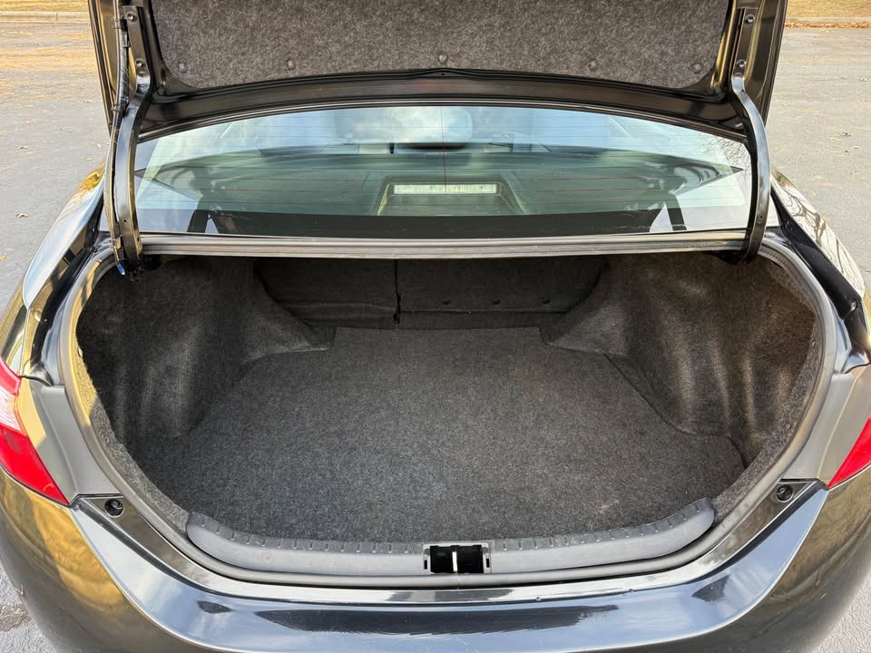 TOYOTA COROLLA 2019 LE – 112K Miles Executive Sedan | Black Sand Pearl | Call 📞 0244568056 | Pay Ghana Cedi (GHS) Equivalent