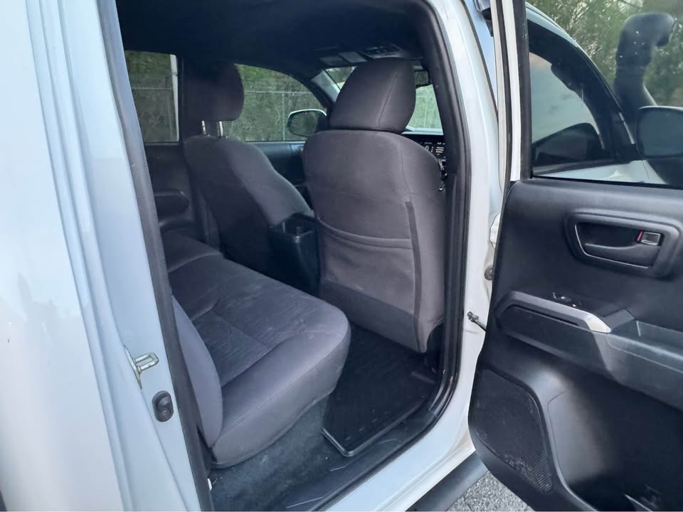 TOYOTA TACOMA 2019 TRD SPORT 4WD – White | Manual V6 | Off-Road Build | Call 📞 0244568056