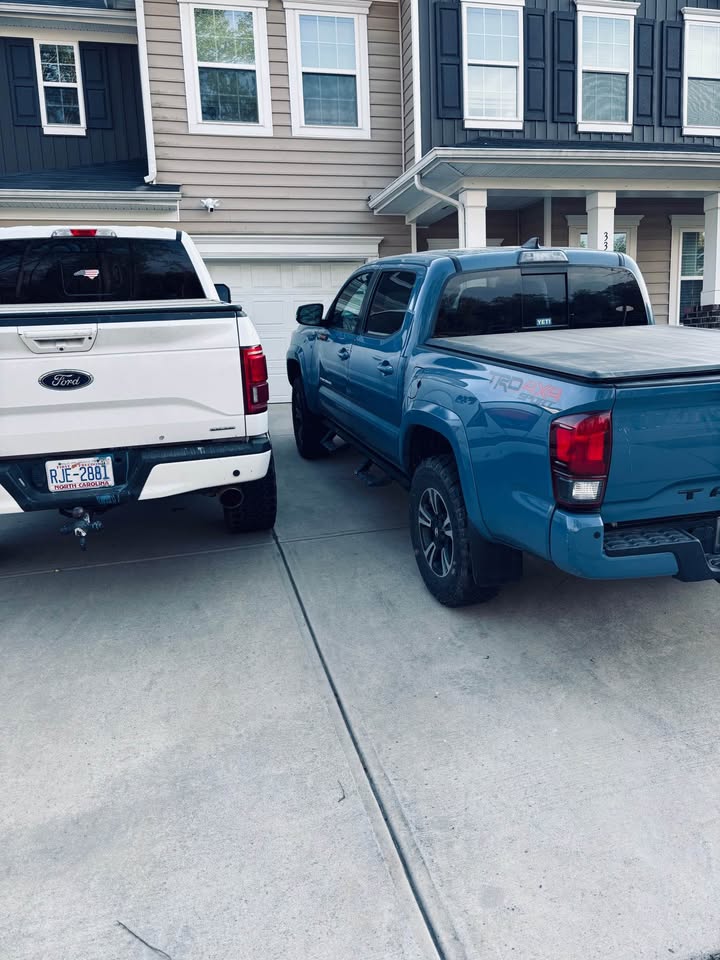 TOYOTA TACOMA 2019 TRD PRO – Cavalry Blue | V6 4WD | Call 📞 0244568056 | Pay Ghana Cedi (GHS) Equivalent