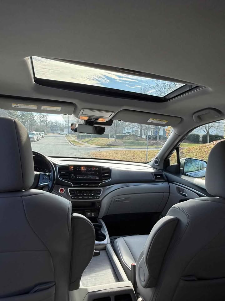 HONDA PILOT 2019 EX-L AWD – Lunar Silver USA Import | Premium SUV Ghana | Call 📞 0244568056 | Pay Ghana Cedi (GHS) Equivalent