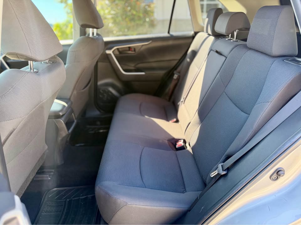 2019 TOYOTA RAV4 LE AWD – New Shape USA Import | Fuel-Efficient & Reliable SUV for Ghana Roads | Call 📞 0244568056 | Pay Ghana Cedi (GHS) Equivalent