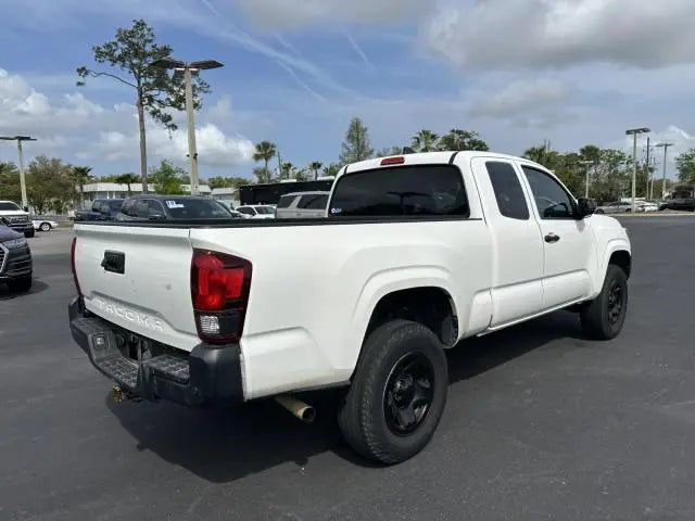 TOYOTA TACOMA 2020 SR – Super White | Strong Pickup | Call 📞 0244568056 | Pay Ghana Cedi (GHS) Equivalent