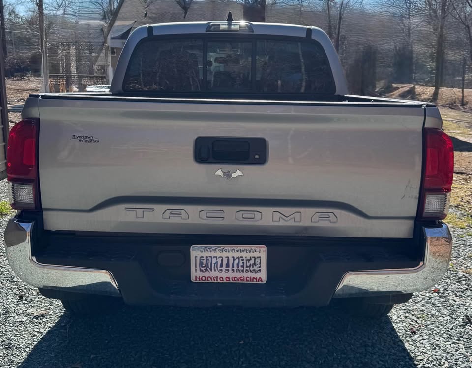 TOYOTA TACOMA 2021 SR – Silver Sky Metallic | Low Mileage | Call 📞 0244568056 | Pay Ghana Cedi (GHS) Equivalent