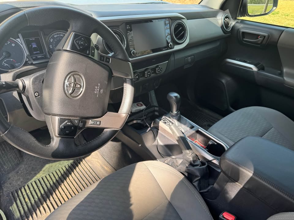 TOYOTA TACOMA 2021 SR – Silver Sky Metallic | Low Mileage | Call 📞 0244568056 | Pay Ghana Cedi (GHS) Equivalent