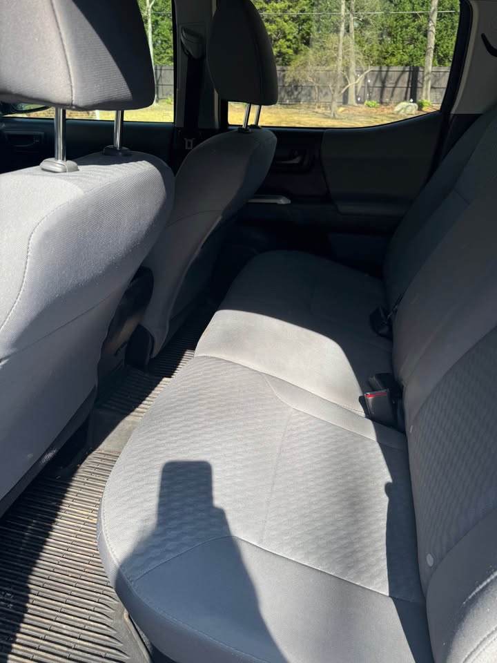 TOYOTA TACOMA 2021 SR – Silver Sky Metallic | Low Mileage | Call 📞 0244568056 | Pay Ghana Cedi (GHS) Equivalent