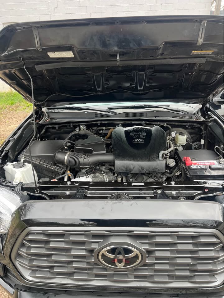 TOYOTA TACOMA 2022 TRD OFF-ROAD – Black | V6 4WD | Low Mileage | Call 📞 0244568056