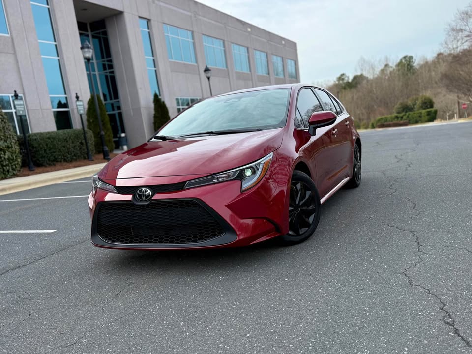 TOYOTA COROLLA 2025 LE – 4K Miles Like New | Wireless CarPlay | Call 📞 0244568056 | Pay Ghana Cedi (GHS) Equivalent