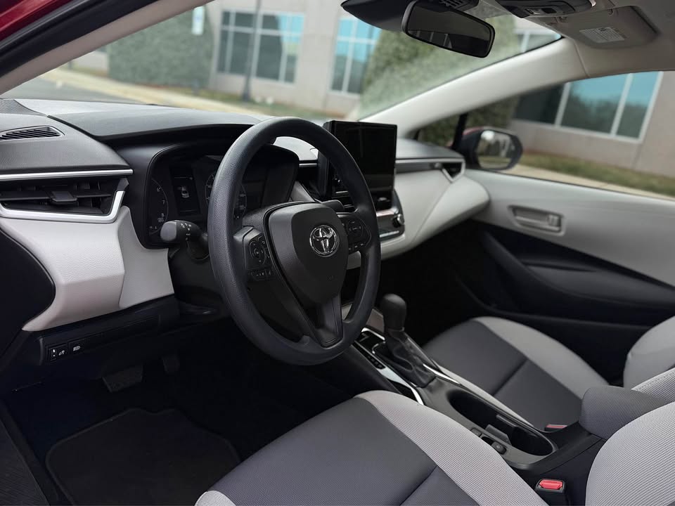 TOYOTA COROLLA 2025 LE – 4K Miles Like New | Wireless CarPlay | Call 📞 0244568056 | Pay Ghana Cedi (GHS) Equivalent