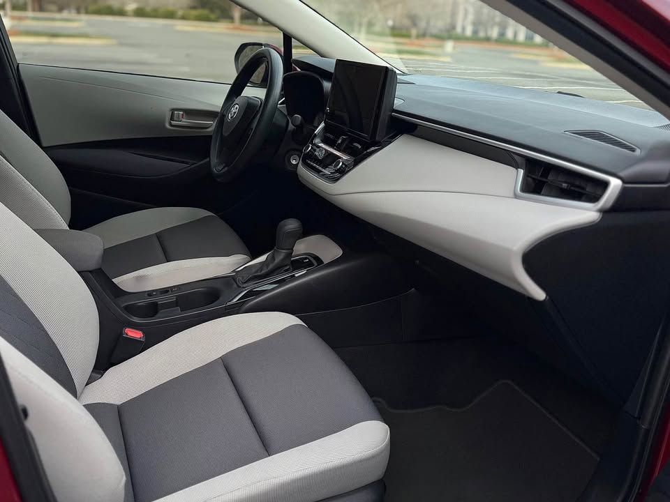 TOYOTA COROLLA 2025 LE – 4K Miles Like New | Wireless CarPlay | Call 📞 0244568056 | Pay Ghana Cedi (GHS) Equivalent