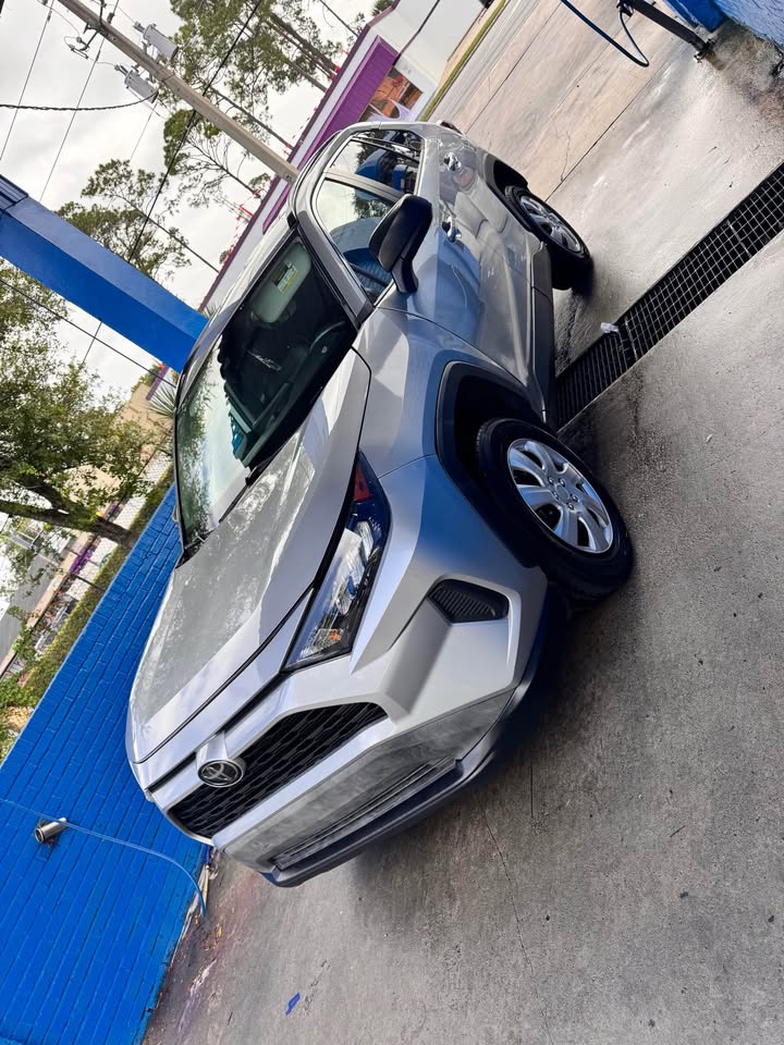 Toyota RAV4 2019 LE FWD – Clean USA Import SUV Ghana | Call 📞 0244568056 | Pay Ghana Cedi (GHS) Equivalent (Copy)