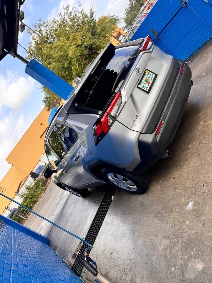 Toyota RAV4 2019 LE FWD – Clean USA Import SUV Ghana | Call 📞 0244568056 | Pay Ghana Cedi (GHS) Equivalent (Copy)