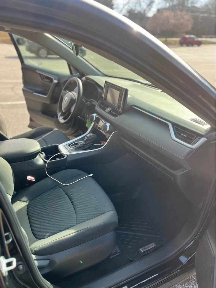 2022 TOYOTA RAV4 – Clean USA Import SUV Ghana | Call 📞 0244568056 | Pay Ghana Cedi (GHS) Equivalent