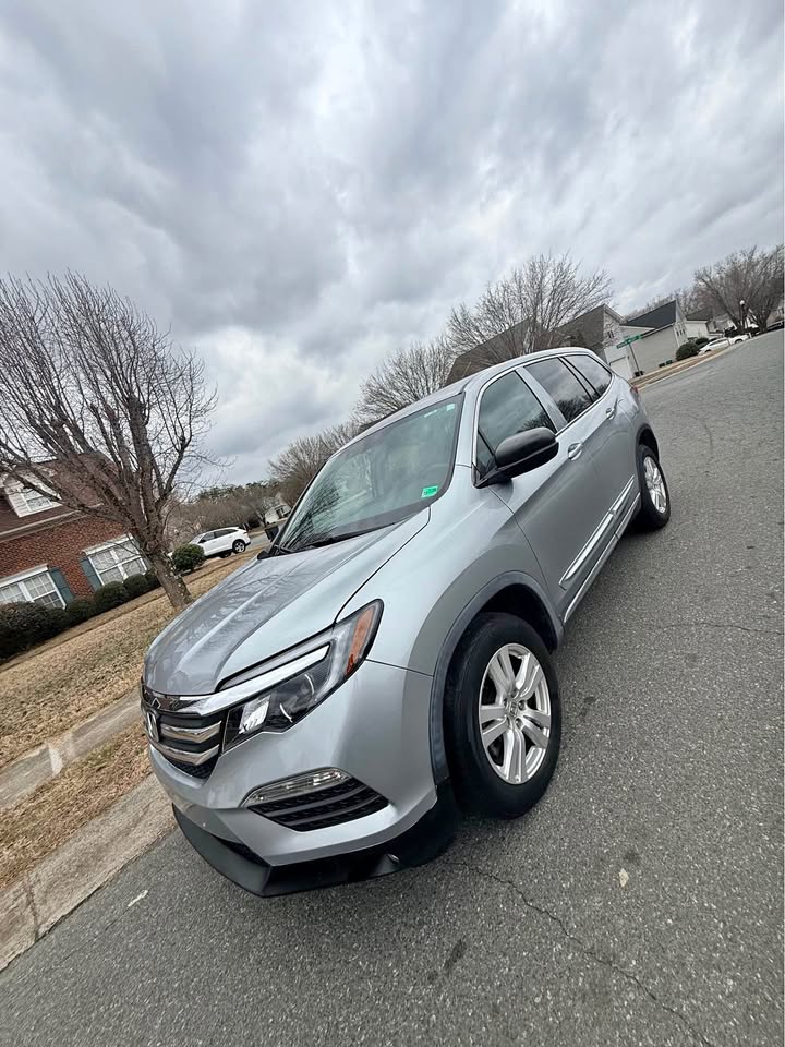 HONDA PILOT 2018 LX – Clean USA Import | 8-Seater SUV Ghana | Call 📞 0244568056 | Pay Ghana Cedi (GHS) Equivalent