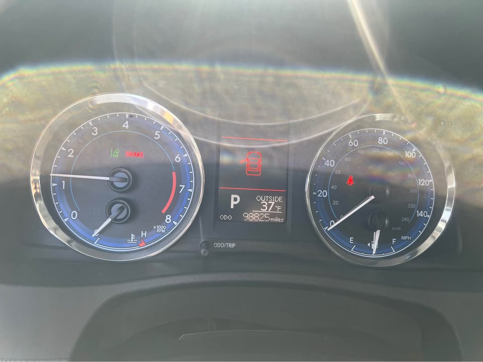 2017 TOYOTA COROLLA – Clean USA Import Sedan Ghana | Call 📞 0244568056 | Pay Ghana Cedi (GHS) Equivalent