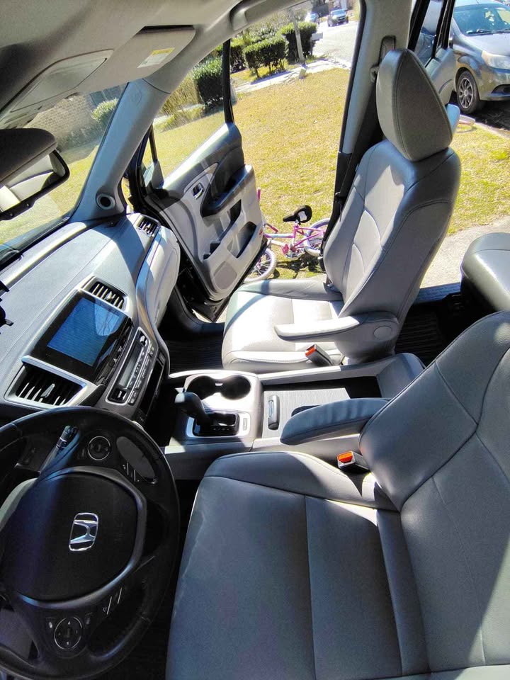 Honda Pilot 2017– Clean USA Import | Premium SUV Ghana | Call 📞 0244568056 | Pay Ghana Cedi (GHS) Equivalent