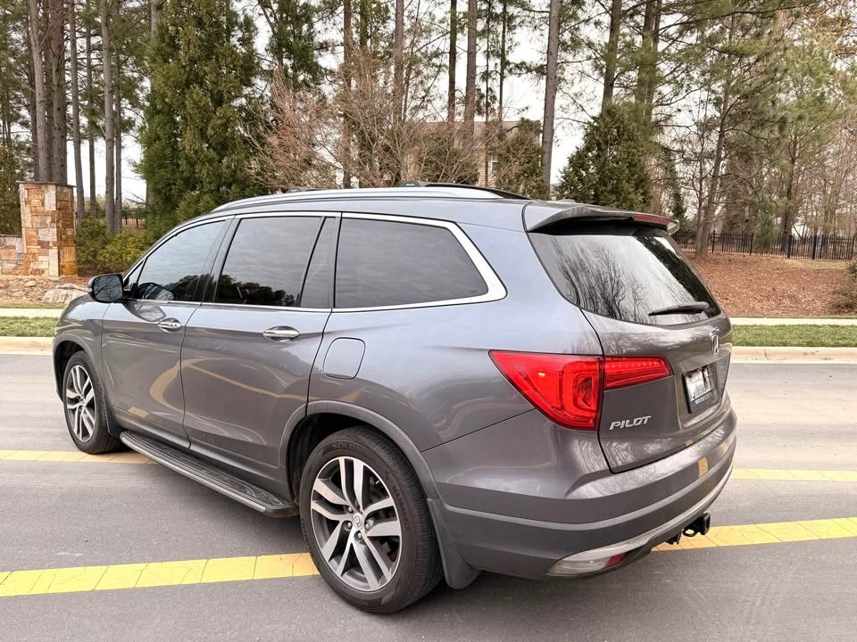 HONDA PILOT TOURING 2017 – Clean USA Import | 8-Seater SUV Ghana | Call 📞 0244568056 | Pay Ghana Cedi (GHS) Equivalent