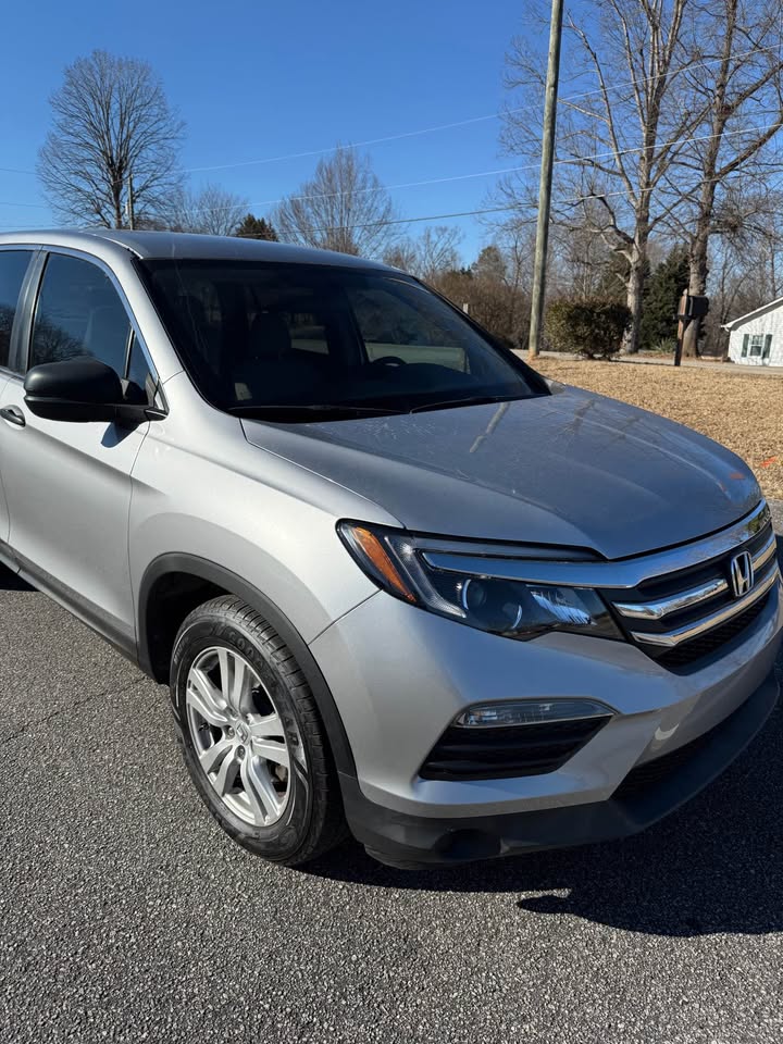 HONDA PILOT 2017 – Clean USA Import | 8-Seater SUV Ghana | Call 📞 0244568056 | Pay Ghana Cedi (GHS) Equivalent