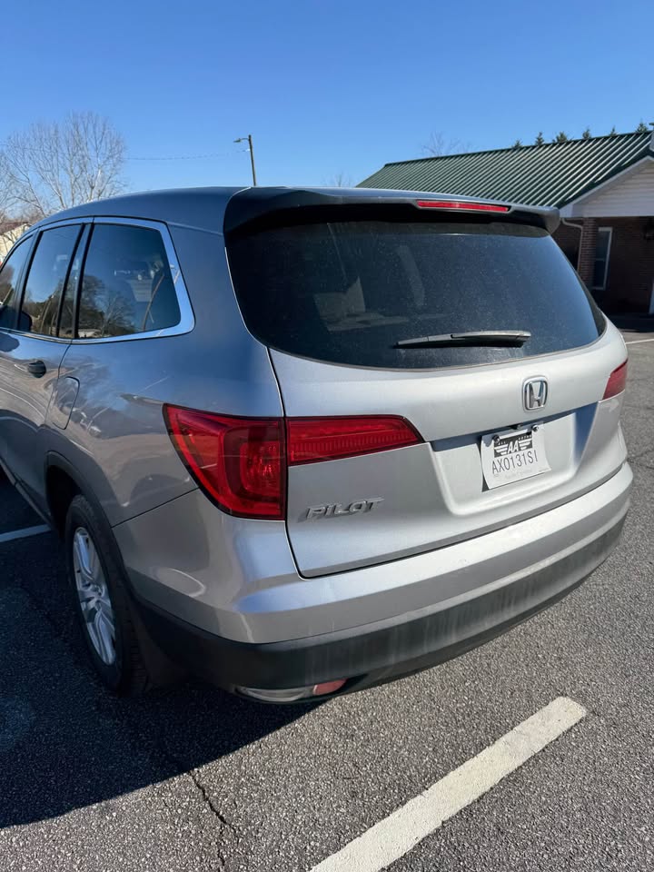 HONDA PILOT 2017 – Clean USA Import | 8-Seater SUV Ghana | Call 📞 0244568056 | Pay Ghana Cedi (GHS) Equivalent