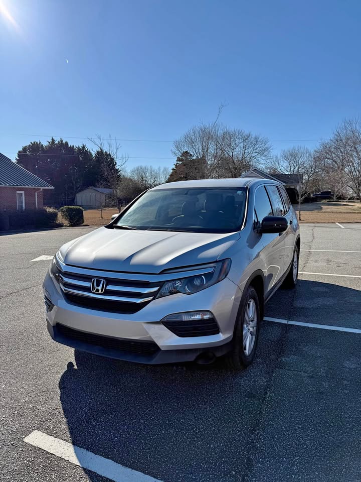 HONDA PILOT 2017 – Clean USA Import | 8-Seater SUV Ghana | Call 📞 0244568056 | Pay Ghana Cedi (GHS) Equivalent