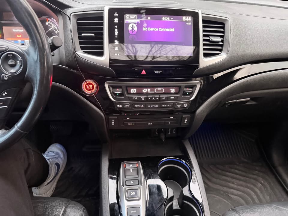 HONDA PILOT TOURING 2017 – Clean USA Import | 8-Seater SUV Ghana | Call 📞 0244568056 | Pay Ghana Cedi (GHS) Equivalent