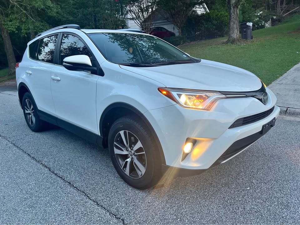 TOYOTA RAV4 2018 XLE – Clean USA Import | SUV Ghana | Call 📞 0244568056 | Pay Ghana Cedi (GHS) Equivalent
