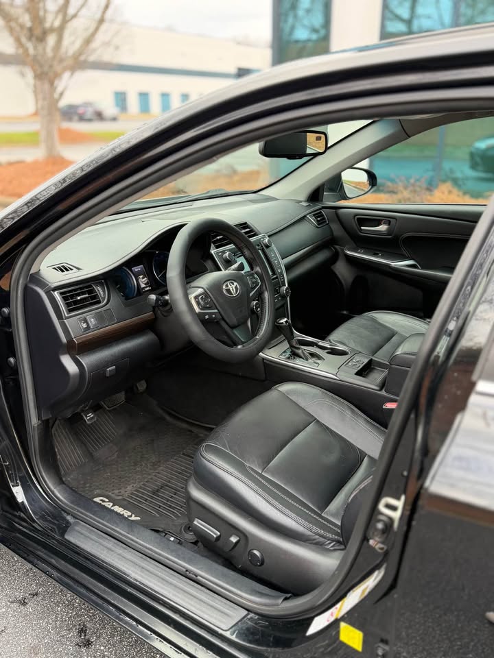 2017 TOYOTA CAMRY XLE – Clean USA Import Sedan Ghana | Call 📞 0244568056 | Pay Ghana Cedi (GHS) Equivalent