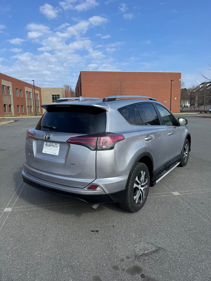 2016 TOYOTA RAV4 AWD – Clean USA Import | SUV Ghana | Call 📞 0244568056 | Pay Ghana Cedi (GHS) Equivalent