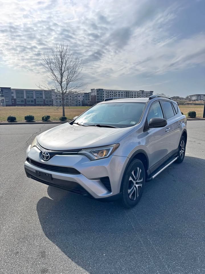 2016 TOYOTA RAV4 AWD – Clean USA Import | SUV Ghana | Call 📞 0244568056 | Pay Ghana Cedi (GHS) Equivalent