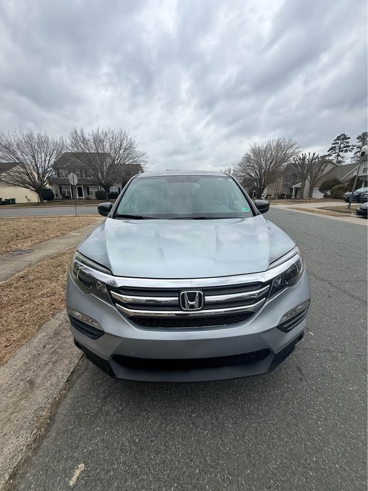 HONDA PILOT 2018 LX – Clean USA Import | 8-Seater SUV Ghana | Call 📞 0244568056 | Pay Ghana Cedi (GHS) Equivalent