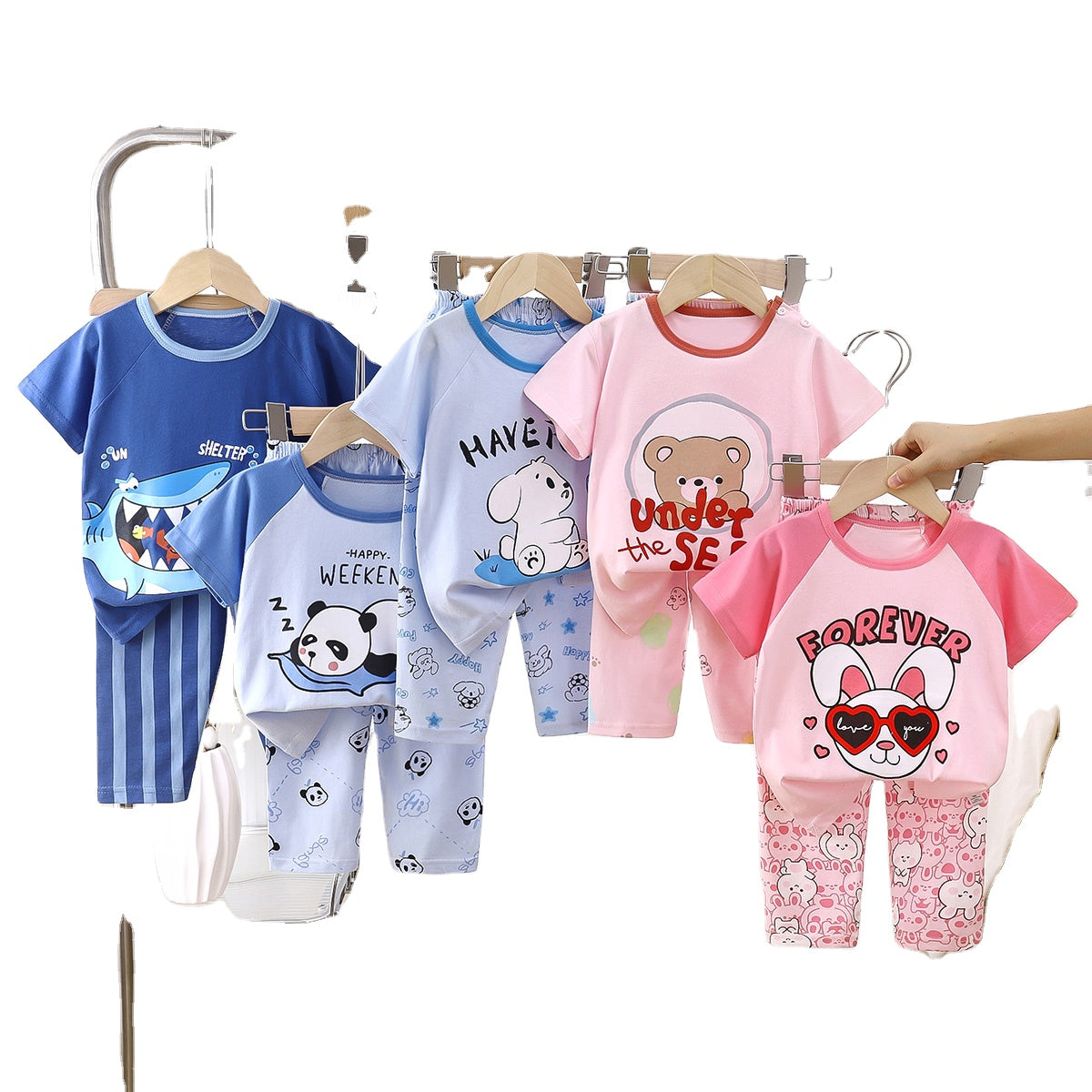 Baby Clothing – Adorable Outfits for Newborns & Infants