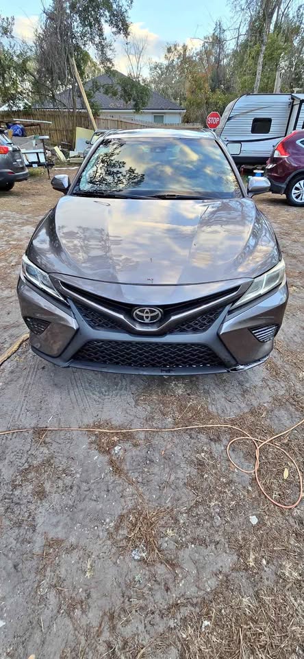 TOYOTA CAMRY 2020 XLE – Leather & Tech | Midnight Black | Call 📞 0244568056 | Pay Ghana Cedi (GHS) Equivalent