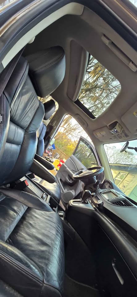 TOYOTA CAMRY 2020 XLE – Leather & Tech | Midnight Black | Call 📞 0244568056 | Pay Ghana Cedi (GHS) Equivalent
