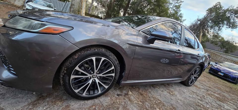 TOYOTA CAMRY 2020 XLE – Leather & Tech | Midnight Black | Call 📞 0244568056 | Pay Ghana Cedi (GHS) Equivalent