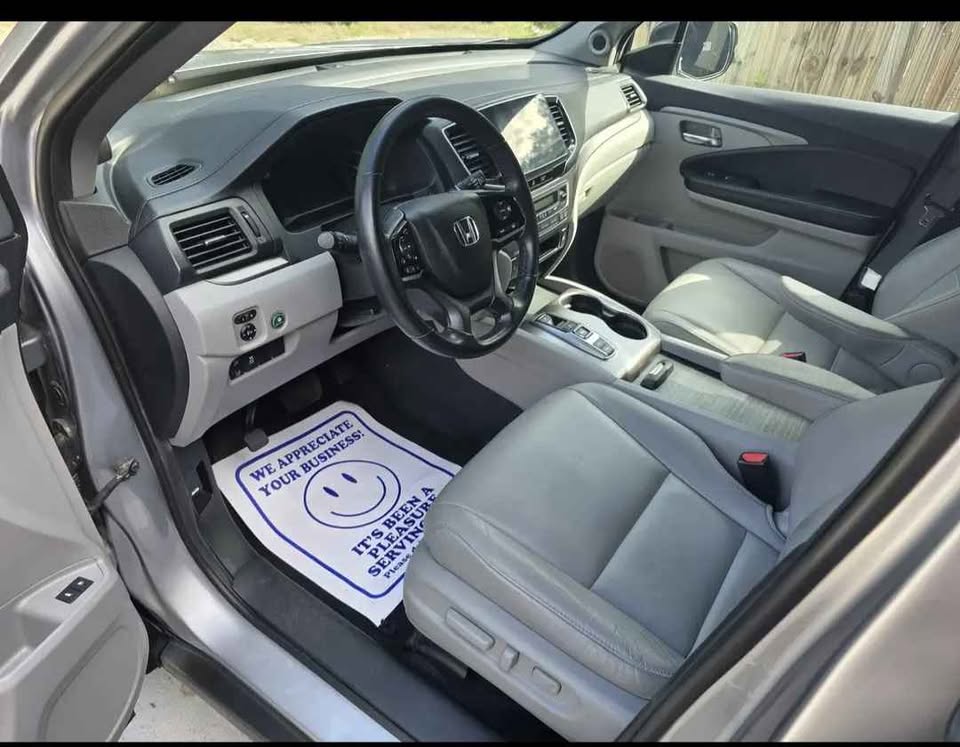 HONDA PILOT 2021 SE AWD – Lunar Silver USA Import | Premium SUV Ghana | Call 📞 0244568056 | Pay Ghana Cedi (GHS) Equivalent