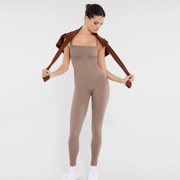 Ladies’ Jumpsuits – Stylish Women’s One-Piece Outfits, Casual & Elegant Fashion Jumpsuits