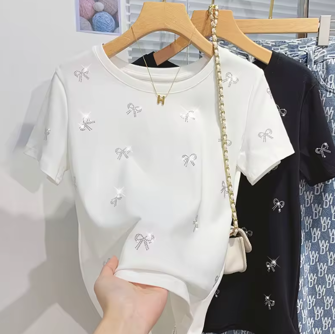 Ladies’ Fashion Tops – Stylish Women’s Blouses, Casual Tops & Everyday Trendy Shirts