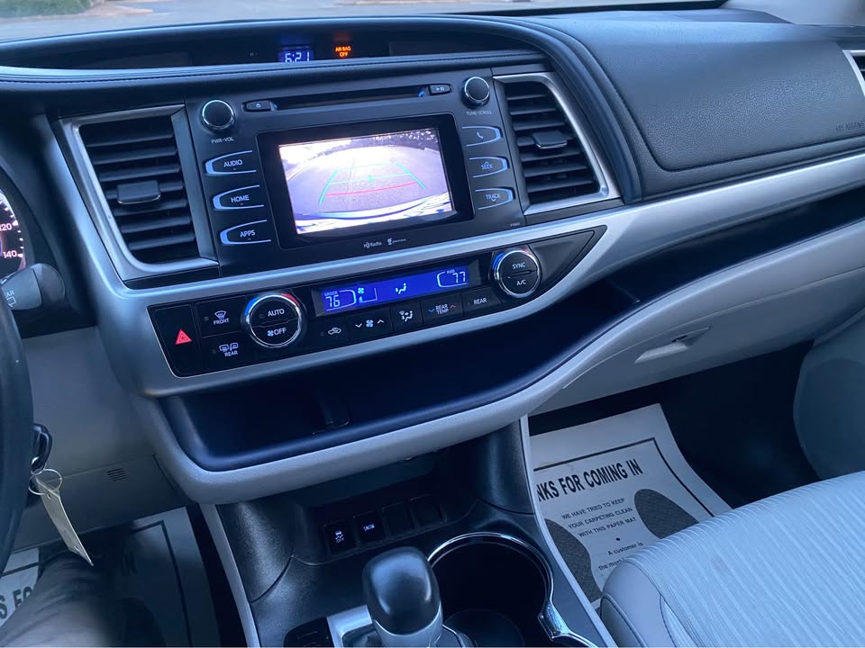 TOYOTA HIGHLANDER 2015 LE – Low Mileage USA Import (31k Miles) | Family SUV Ghana | Call 📞 0244568056 | Pay Ghana Cedi (GHS) Equivalent