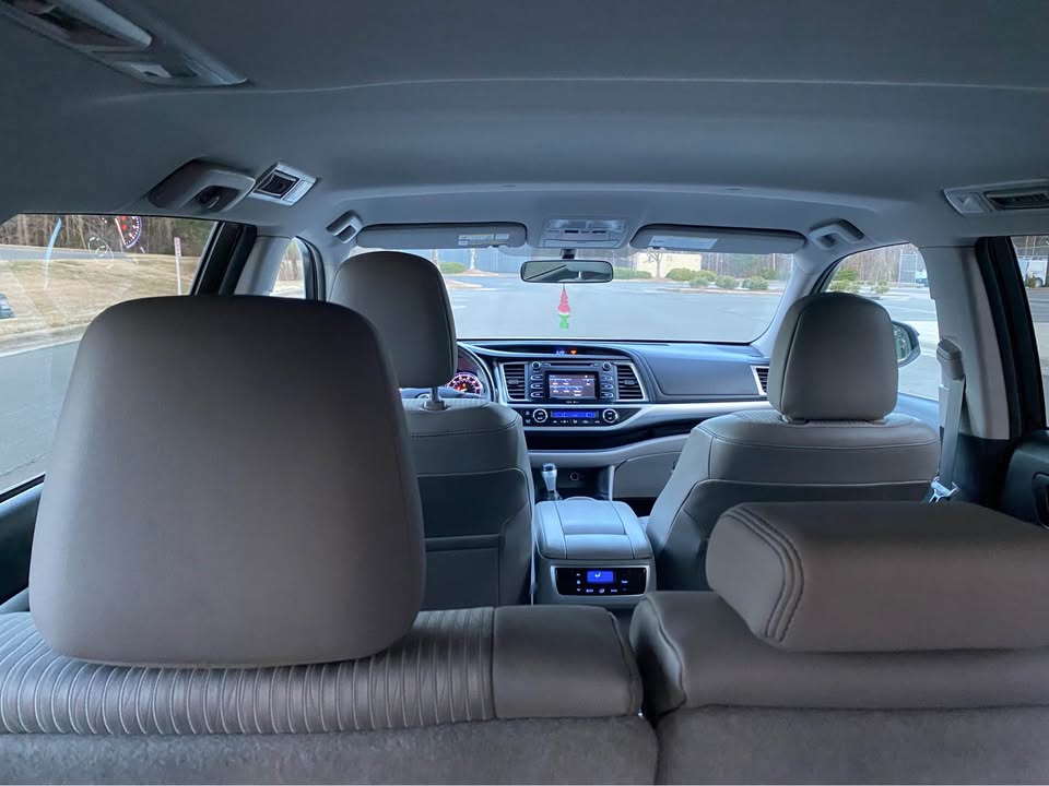 TOYOTA HIGHLANDER 2015 LE – Low Mileage USA Import (31k Miles) | Family SUV Ghana | Call 📞 0244568056 | Pay Ghana Cedi (GHS) Equivalent